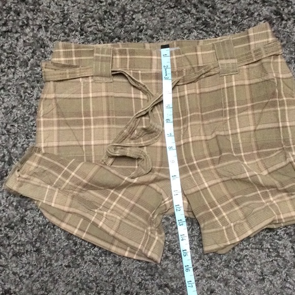 💋 4/$30 Apt 9 Plaid shorts - Picture 7 of 7